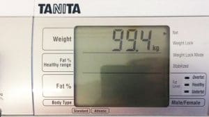 Das "Beweisfoto": Angie ist endlich wieder unter 100 kg.