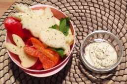Die gesunde Oster-Snackbox 2 Kalorienarmer und gesunder Snack zu Ostern: Die bunte Sanguinum Oster-Snackbox