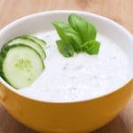 Die 11 besten Snacks zur WM 8 Tzatziki aus Skyr - perfekt in der Sanguinum Stoffwechselkur (und voller Eiweiß!)