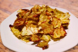 Low Carb Chips aus Wirsing - jetzt im Sanguinum Blog entdecken.