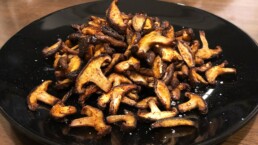 sanguinum_blog_rezepte_postings_shiitake-snack_1280x720 1 Kalorienarmer Shiitake Snack