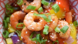 sanguinum_blog_rezepte_postings_schrimp-pfanne_1280x720 1 sanguinum_blog_rezepte_postings_schrimp-pfanne_1280x720 1