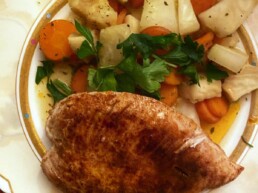 Low Carb Geflügelbrust mit Kohlrabi Karrotten Gemüse